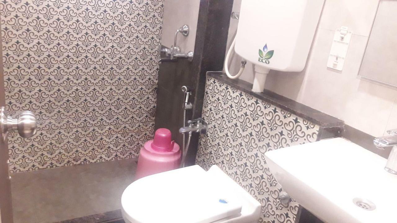 Shine Hospitality Hotell Mumbai Exteriör bild